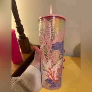 24 oz Floral “bubble” Starbucks Tumbler Summer 2021